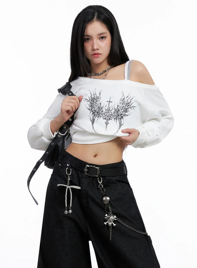 off-shoulder-graphic-sweatshirt-is525 / White