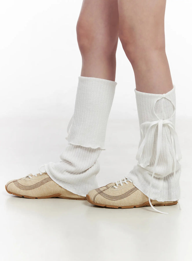 knit-ribbon-leg-warmers-cm531 / White