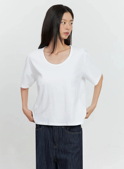 basic-u-neck-t-shirt-il528 / White