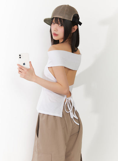string-cut-out-off-shoulder-crop-top-iy502 / White