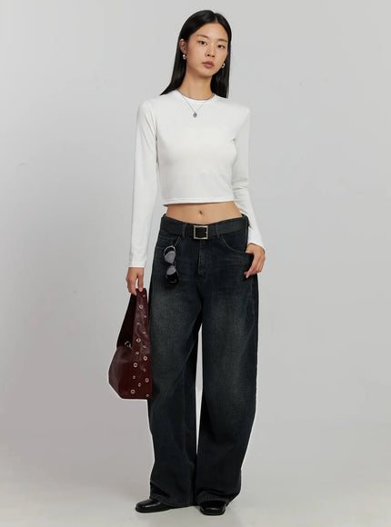 fleece-crewneck-cropped-long-sleeve-tee-ij502 / White