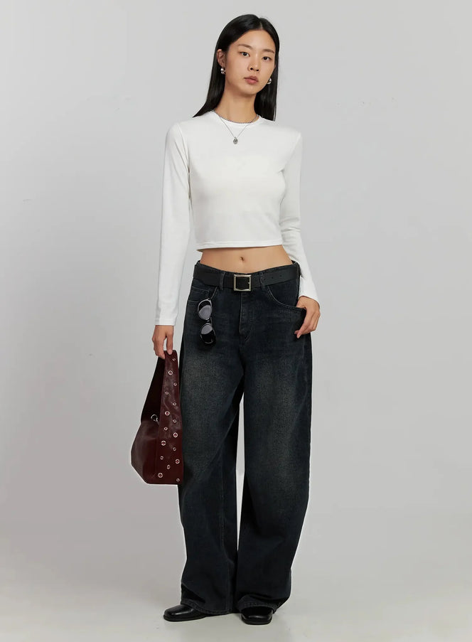 fleece-crewneck-cropped-long-sleeve-tee-ij502 / White