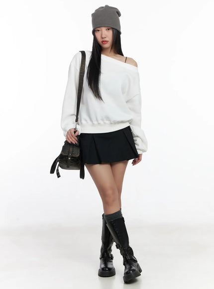 simple-off-shoulder-sweatshirt-cf503 / White