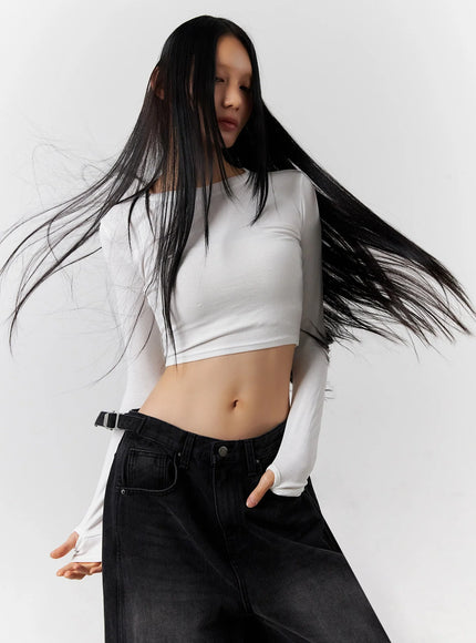 ribbed-long-sleeve-crop-top-co517 / White