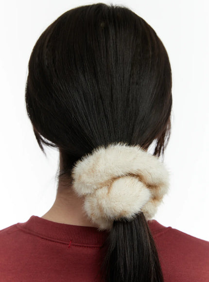 faux-fur-angora-blend-scrunchie-cd514 / Beige