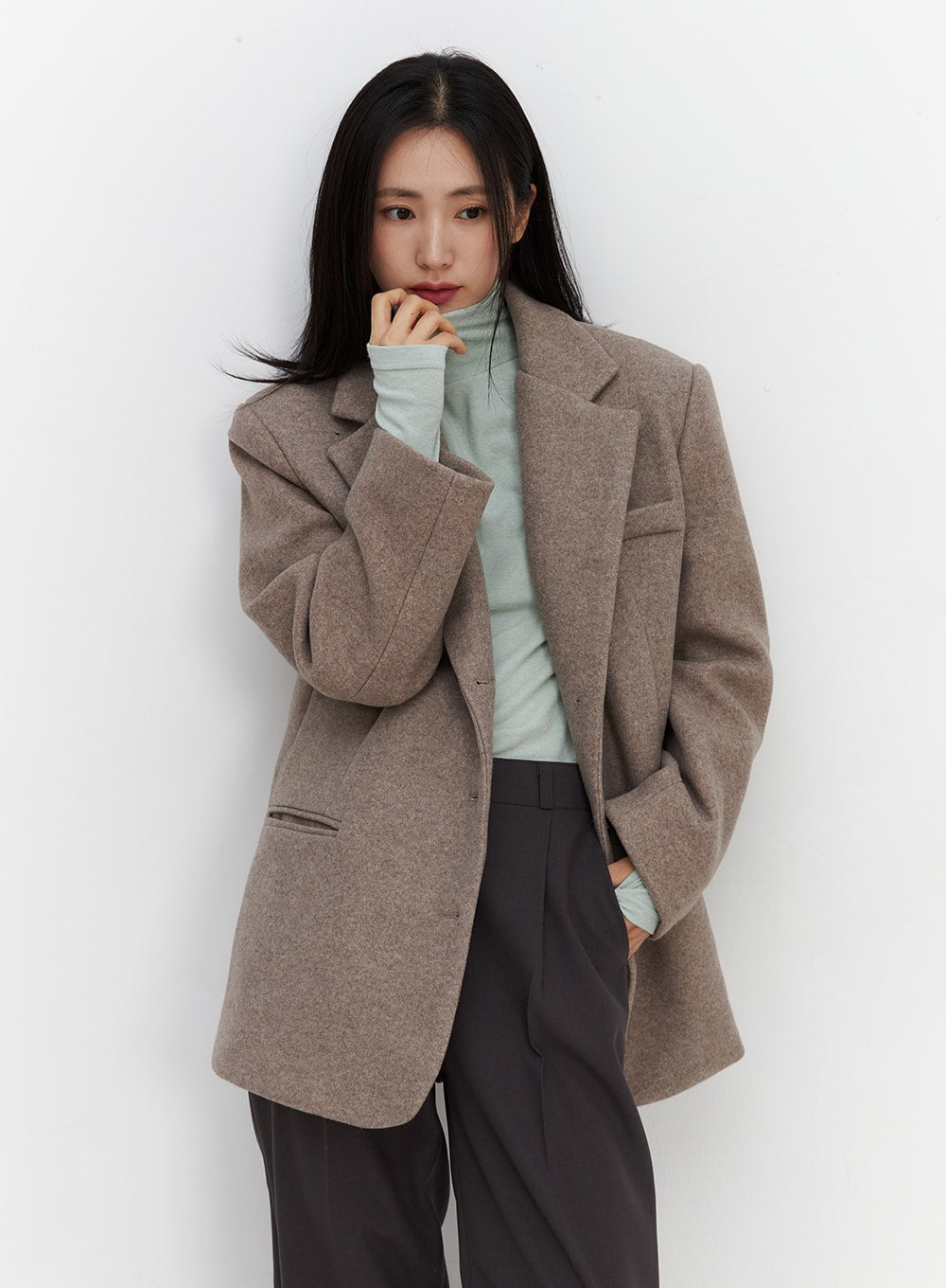 notched-collar-wool-blazer-oo325 / Beige