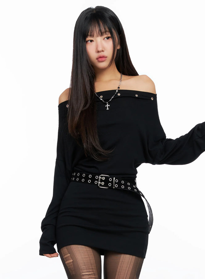 chic-off-shoulder-mini-dress-co514 / Black