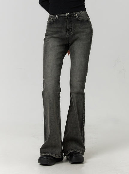 slim-washed-denim-bootcut-jeans-cf407 / Black