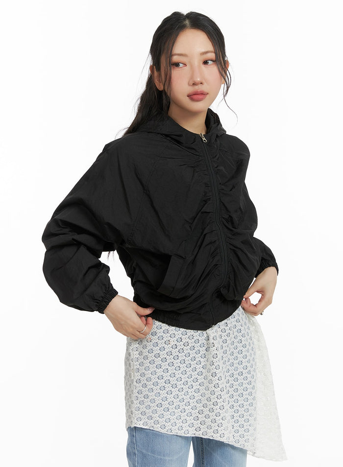 shirred-nylon-hooded-jacket-cm426 / Black