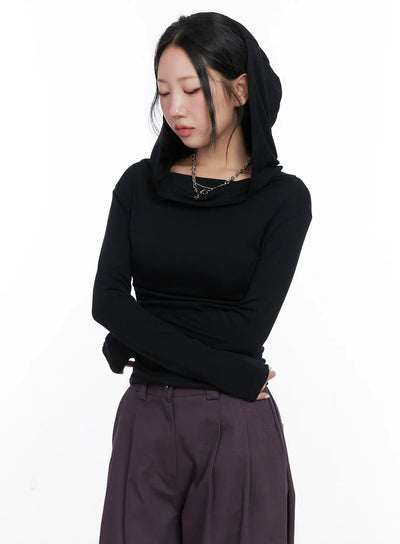 slim-fit-hooded-turtleneck-top-cn514 / Black