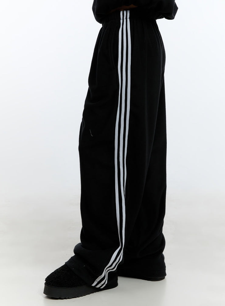 striped-wide-fit-sweatpants-cd423 / Black