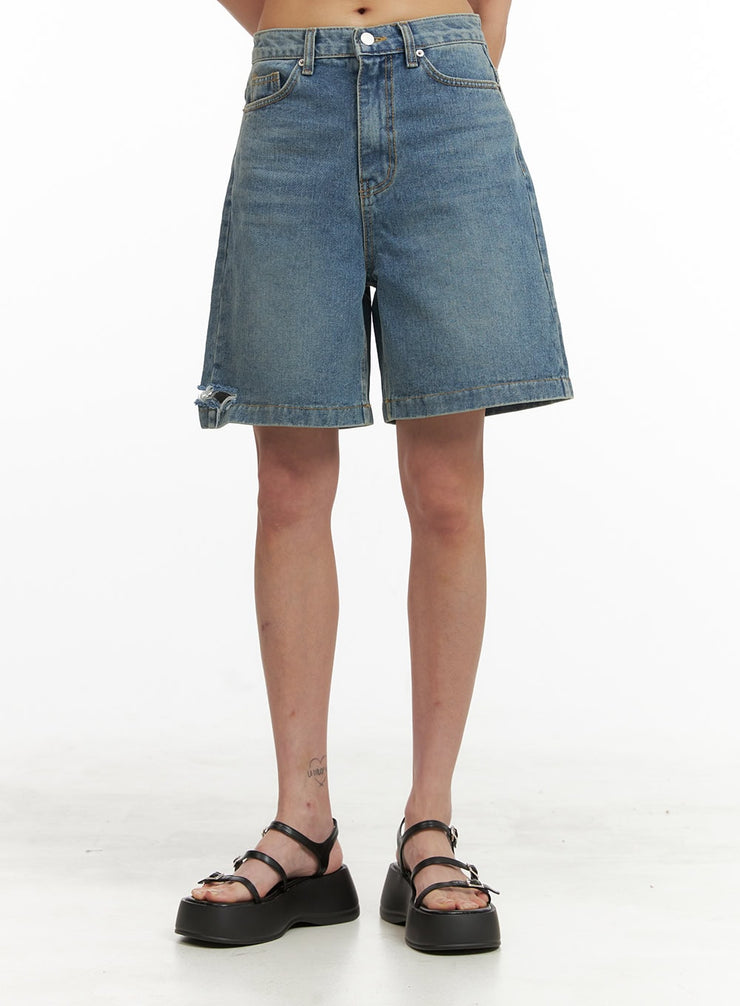 unbalanced-destroyed-hem-bermuda-jorts-cy423 / Blue