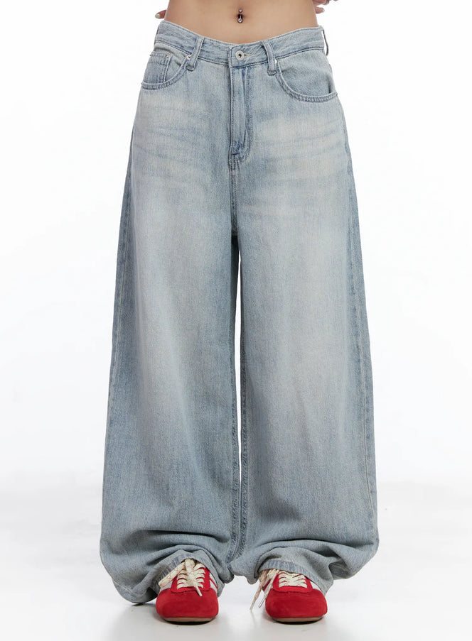 hwasa-wash-wide-leg-jeans-cl511 / Blue