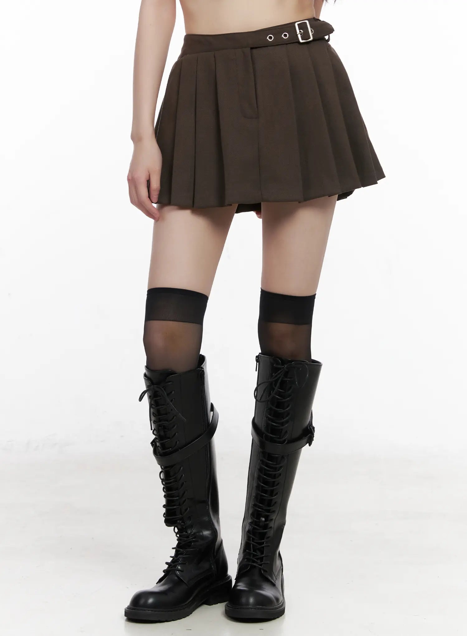 belt-detail-pleated-mini-skirt-cn510 / Brown