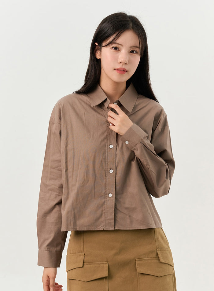 crop-buttoned-blouse-oo325 / Brown