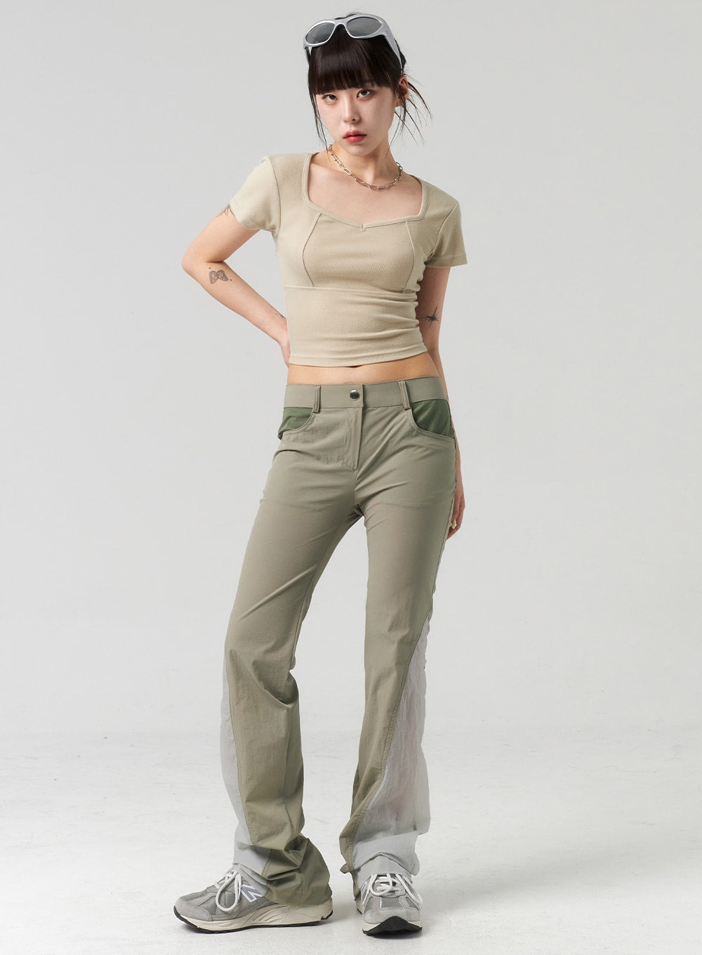 low-rise-bootcut-pants-cl317