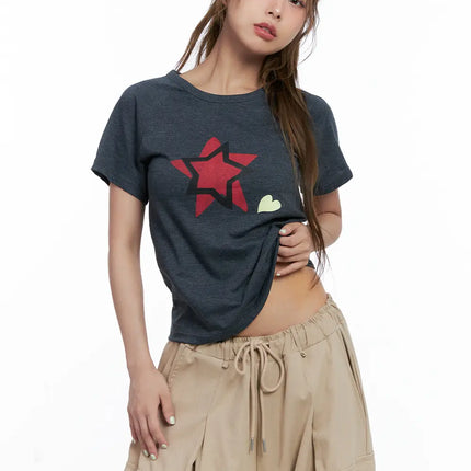 star-graphic-short-sleeve-top-cl514 / Dark gray