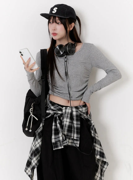 shirred-long-sleeve-crop-top-co501 / Gray