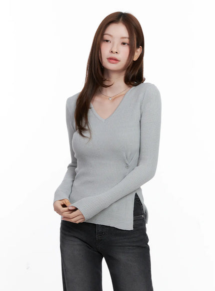 ribbed-v-neck-long-sleeve-knit-top-cg521 / Gray