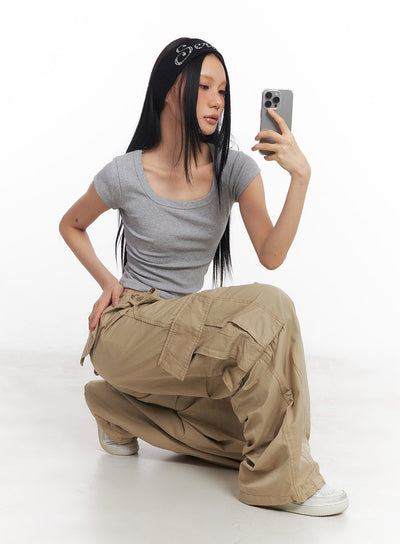 essential-u-neck-crop-top-cy528 / Gray