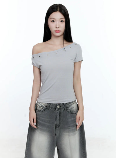 asymmetric-studded-top-cg511 / Gray
