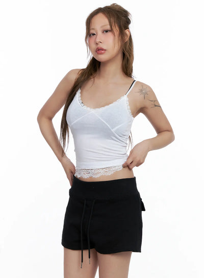 v-neck-lace-cami-top-cl510 / White