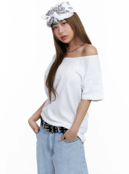 casual-off-shoulder-loose-fit-tee-cl511 / White