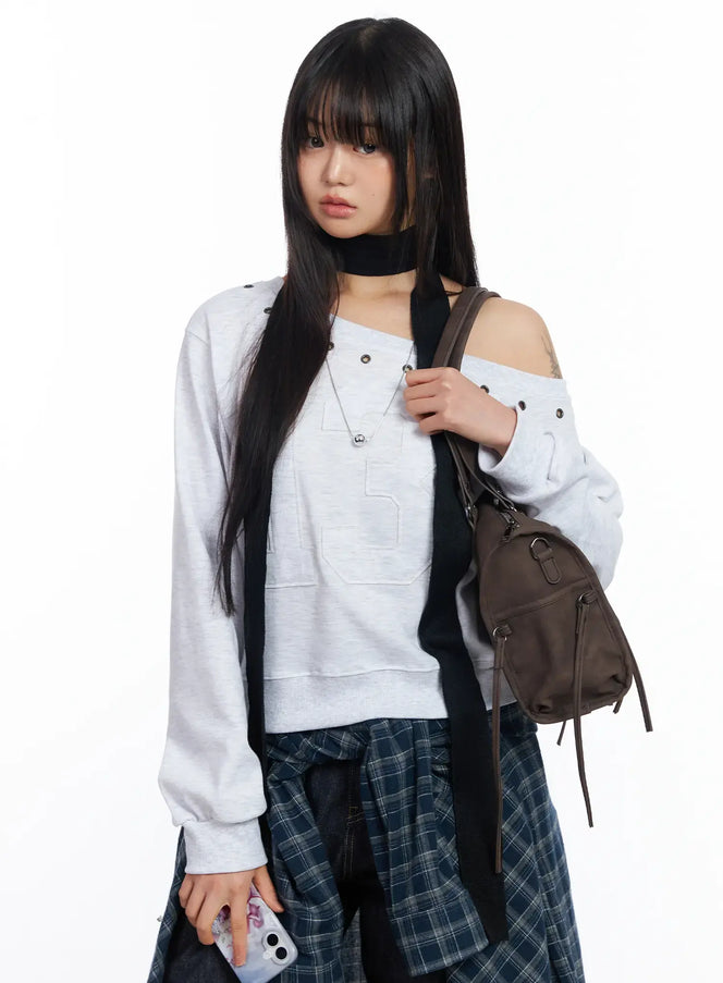 eyelet-trimmed-off-shoulder-sweatshirt-cf504 / Light gray