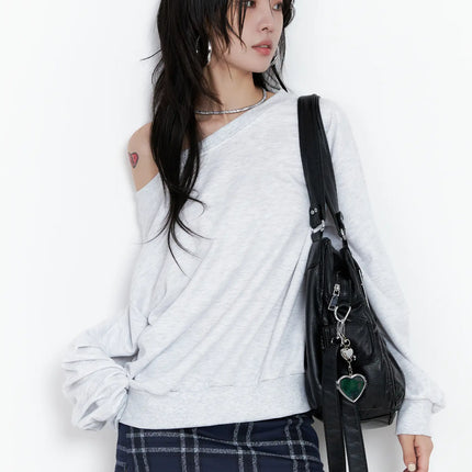 off-shoulder-loose-fit-sweatshirt-cs510 / Light gray