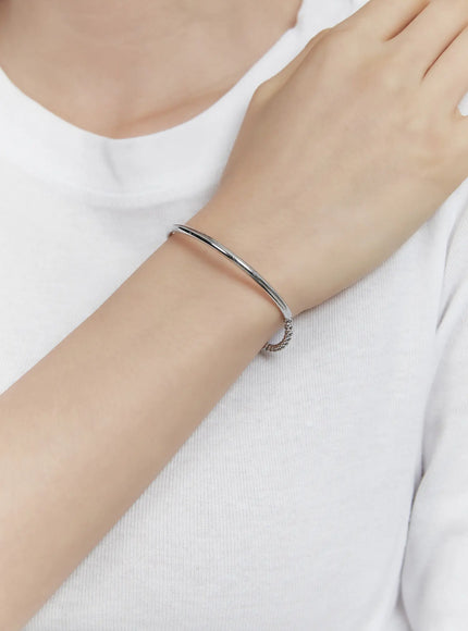 round-clasp-bracelet-f502 / Silver