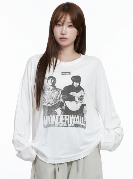 retro-wonder-print-loose-fit-tee-cg529 / White
