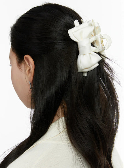 double-bow-claw-clip-f502 / White