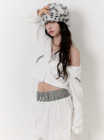 plaid-trim-crop-zip-up-hoodie-cs530 / White