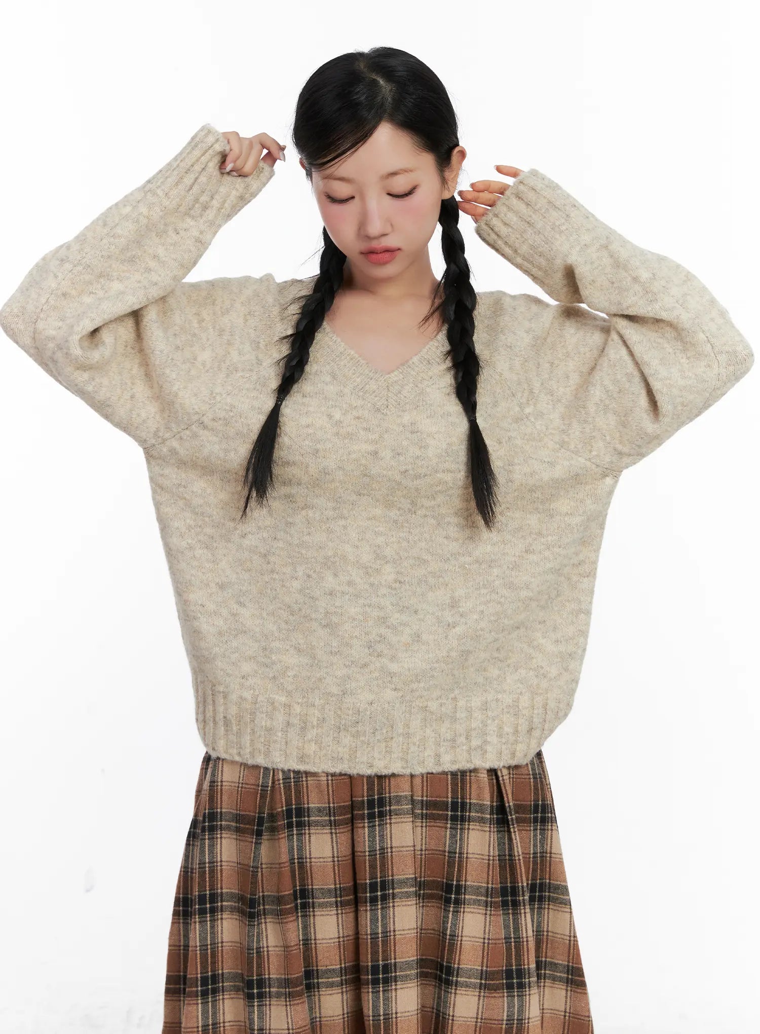 v-neck-long-sleeve-sweater-cn528