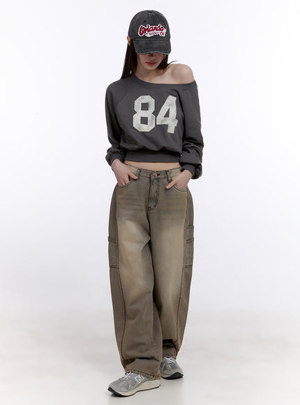 84-graphic-one-shoulder-cropped-sweatshirt-cf512