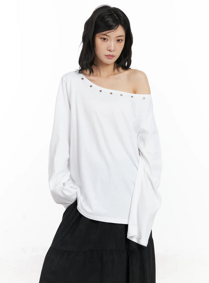 off-shoulder-grommet-long-sleeve-top-cd502