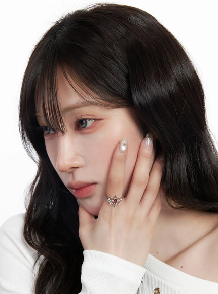 centered-red-cubic-ring-cf525