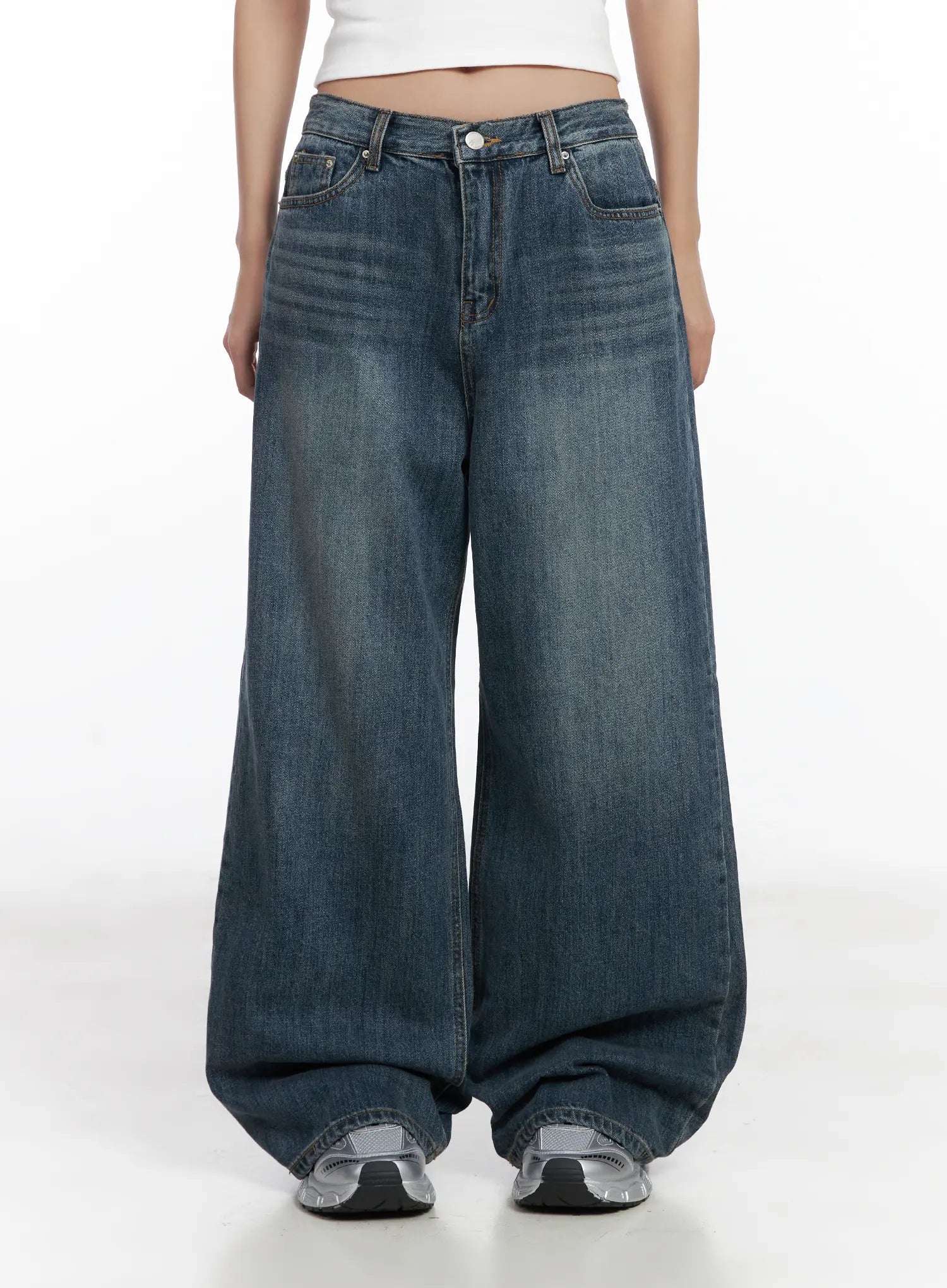 aya-washed-baggy-jeans-cn528