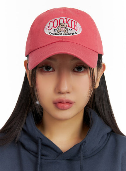 bear-embroidered-graphic-cap-if421