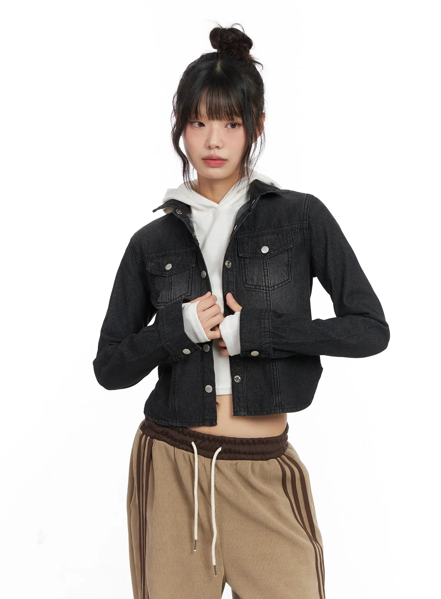 washed-cropped-denim-jacket-cn521