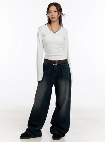 v-neck-buttoned-slim-long-sleeve-tee-cn527