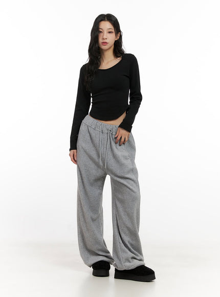 cozy-wide-fit-sweatpants-cn416