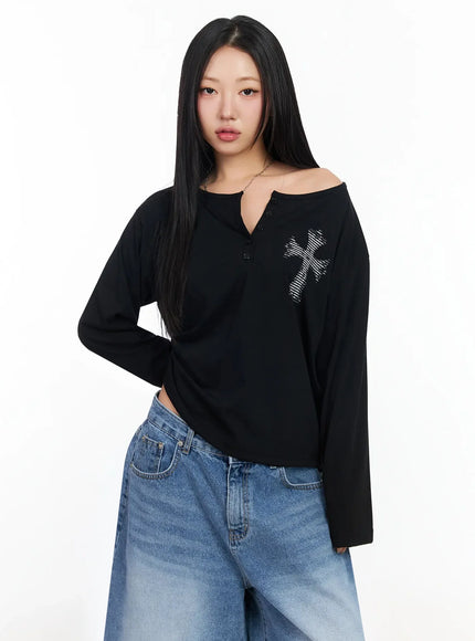 oversized-cross-detail-long-sleeve-top-ca513