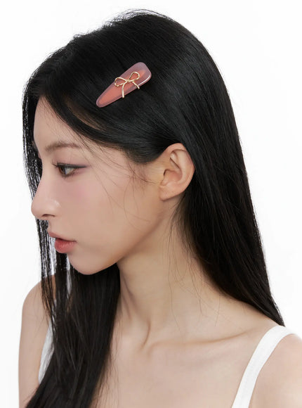 triangle-ribbon-pin-co503