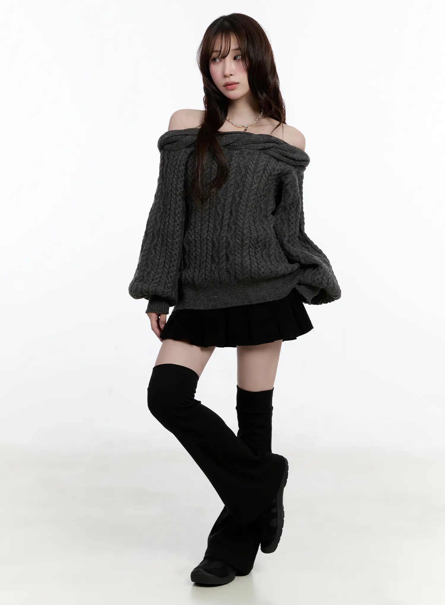 cable-knit-off-shoulder-sweater-cn525