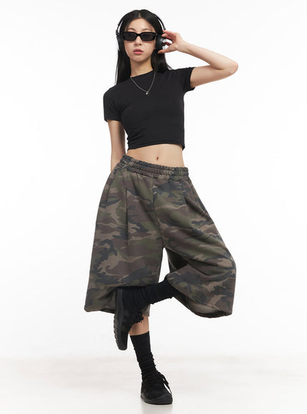 essential-cotton-crop-top-iy529