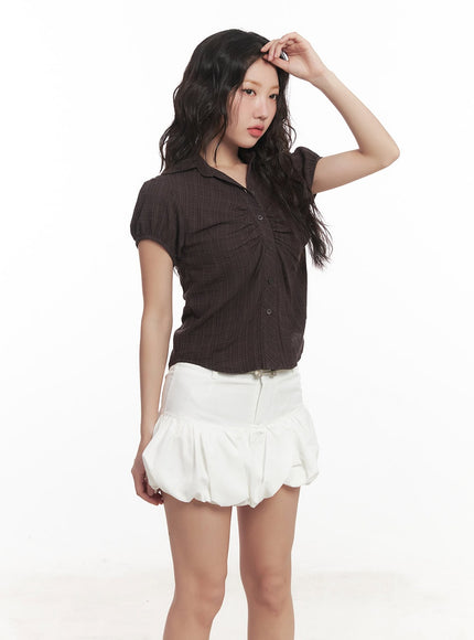 shirred-checkered-crop-collared-shirt-ca521