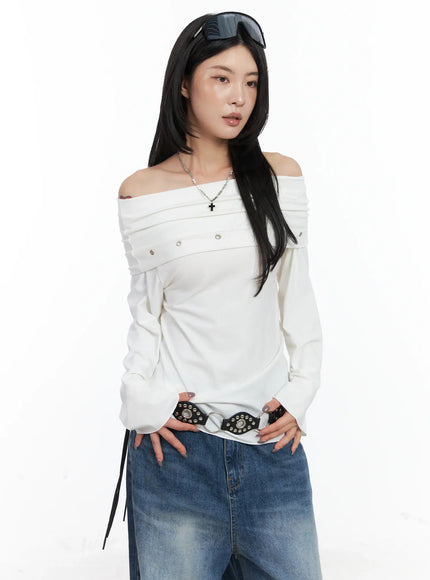 off-shoulder-eyelet-top-cn528