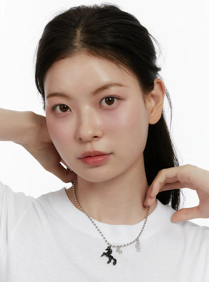 horse-charm-necklace-f502