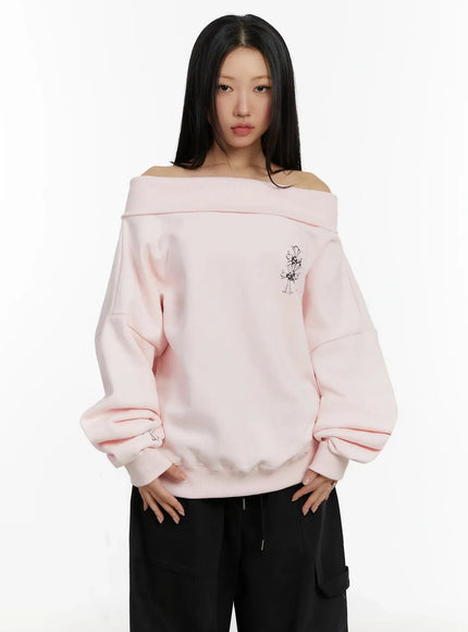off-shoulder-graphic-sweatshirt-id525